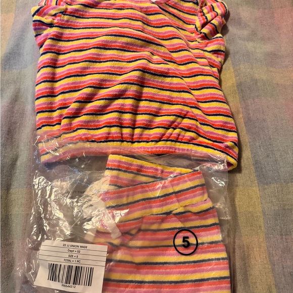 Super cute Janie and Jack Matching outfit. - Picture 1 of 4